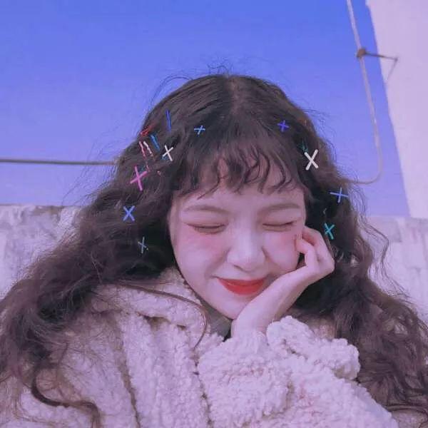 动漫帅哥美女图片，帅哥美女杂图（图王鲨鱼哥第33期33套微信头像加背景图）