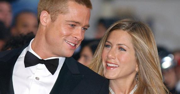 布拉德皮特前妻，布拉德皮特离婚（皮特和前妻詹妮弗·安妮斯顿颁奖现场重聚）