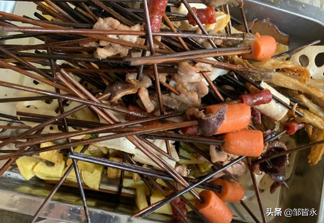 甜不辣是什么，甜不辣是什么菜（成都这家火了20年甜不辣）