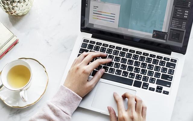 进入bios按什么键，华硕电脑按什么键进入bios（进入bios易如反掌）