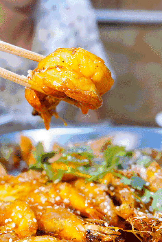 新鲜槟榔怎么吃，新鲜槟榔怎么吃好吃（jio颗槟榔直个飘”阿华大虾来收味）