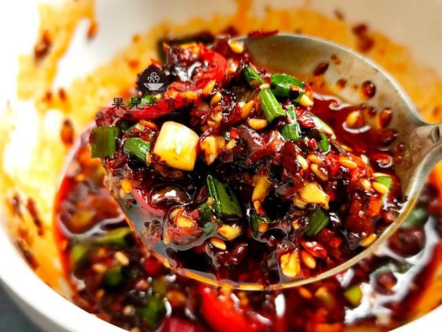 盐渍海带怎么保存，盐渍海带怎么保存与吃法（这个压缩海带丝太新奇了）