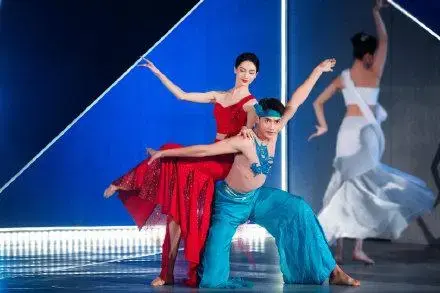 一句话舞蹈寄语，舞蹈寄语简短（《舞蹈生》——励志语录）