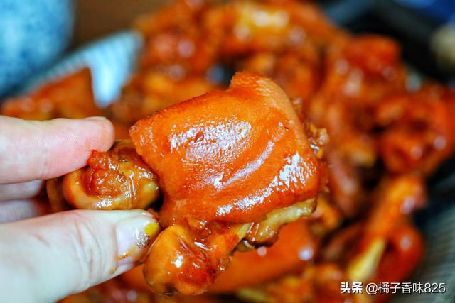 酱卤猪蹄的做法，红润诱人、酱香浓郁太香了