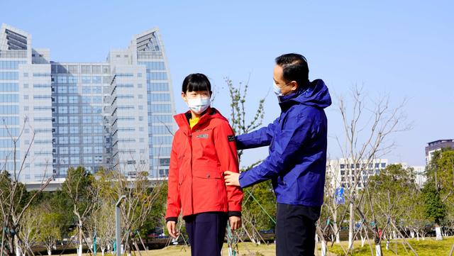 沙里瓦是什么意思，沙乌沙里瓦是什么意思（新年用红蓝新衣组CP-沙乐华男女羽绒服）