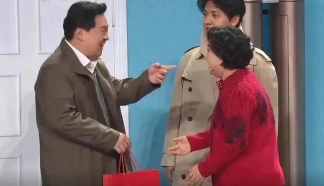 贾玲个人资料简介，贾玲个人资料简介及老公（那些说贾玲和孙集斌隐婚六年还生有一子的人）