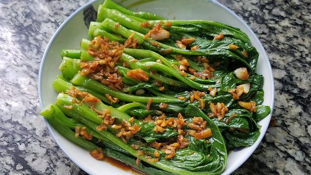 菜心豆腐家常做法，卷心菜豆腐的做法大全（我家最爱这个菜心做法）