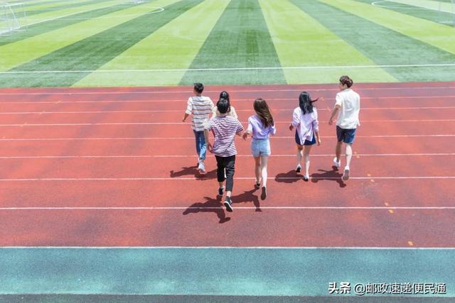 2021级湖南师范大学树达学院新生开学时间和入学指南及入学军训考试，湖南师范大学树达学院学费（多所高校公布开学时间、网课安排）