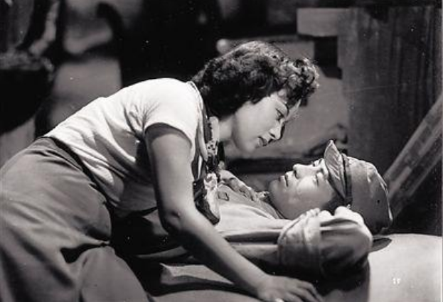 秋意浓和李香兰是同一首歌吗，吴国敬 李香兰（为何险些被当汉奸枪毙）