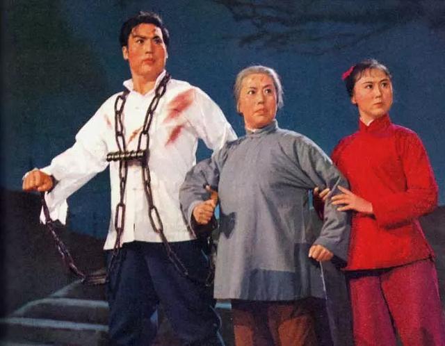 八个样板戏是哪八个，八个样板戏都是哪八个（八大样板戏）