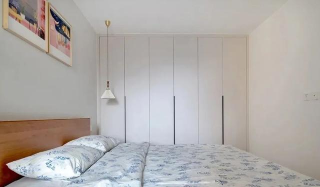 柜门拉手怎么选，柜门拉手怎么选视频（比多花10万显档次）