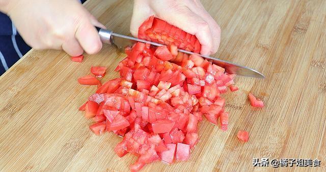 圖片[4]-簡(jiǎn)單又健康的蘿卜汁剪刀面 比面條更勁道 做法超簡(jiǎn)單-起舞食譜網(wǎng)