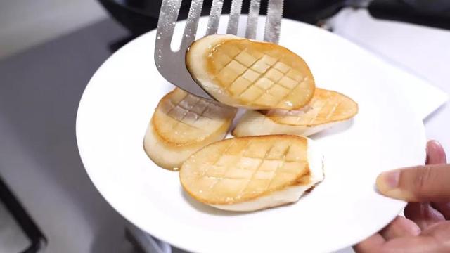 假鲍鱼的家常做法，假鲍鱼的做法有哪些（10分钟做出以假乱真“鲍鱼”）