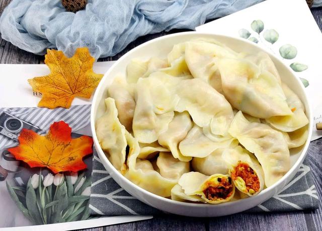 现包的饺子煮多久，新鲜包的饺子要煮多久可以吃（10年店主教你3个诀窍）