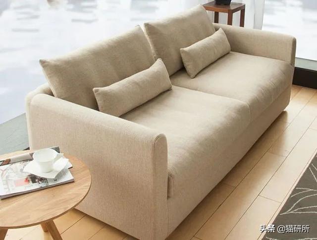 怎么防止猫咪抓沙发，怎么防止猫咪抓沙发跑（终于找到让猫咪不挠沙发的办法了）