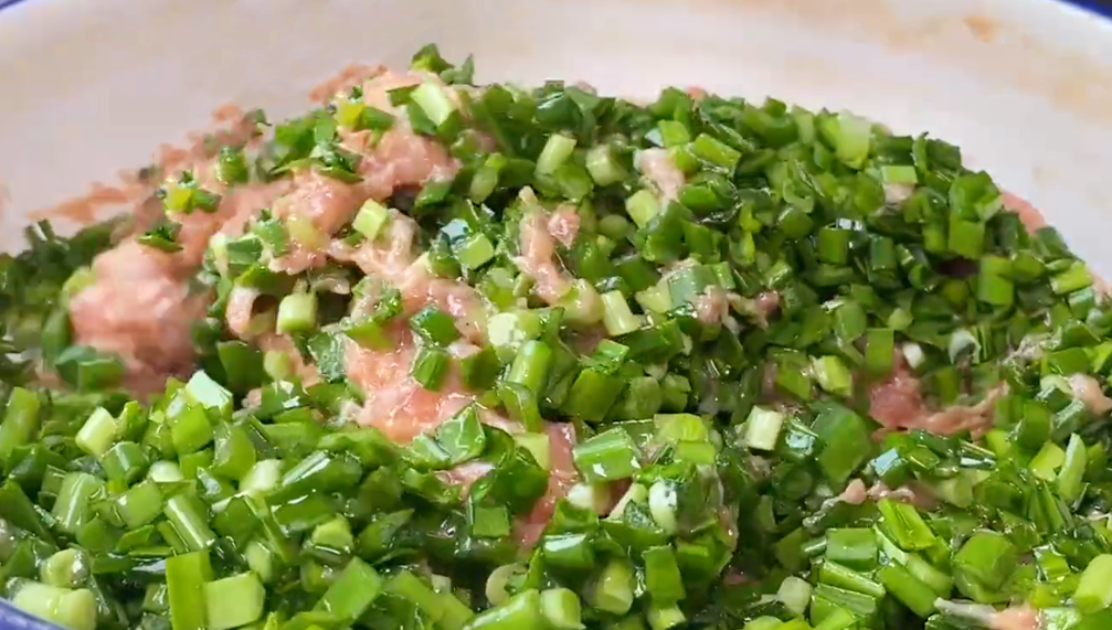 圖片[3]-【韭菜鍋貼】做法步驟圖 教你正確做法 個個酥脆好吃不膩-起舞食譜網