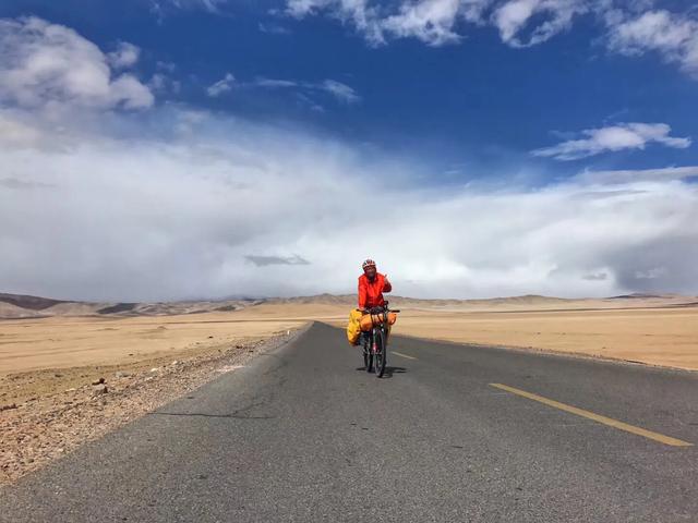 西藏厕所被狼咬死的两人，青藏线被狼吃事件（好多问新藏线住宿）