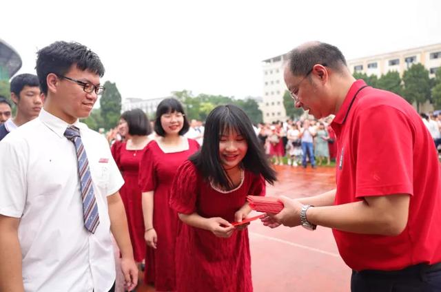成人礼祝福短语，成人礼简短祝福语（以梦为马）