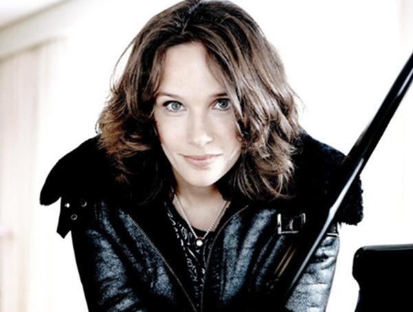 钢琴家排名前十位，世界十大钢琴家排名（全球10大最顶尖的钢琴大师）