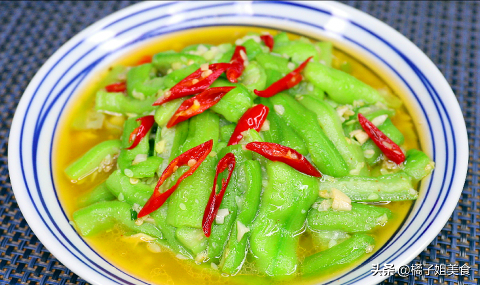 圖片[6]-【炒絲瓜】做法步驟圖  鮮嫩入味 營養(yǎng)又解饞-起舞食譜網(wǎng)