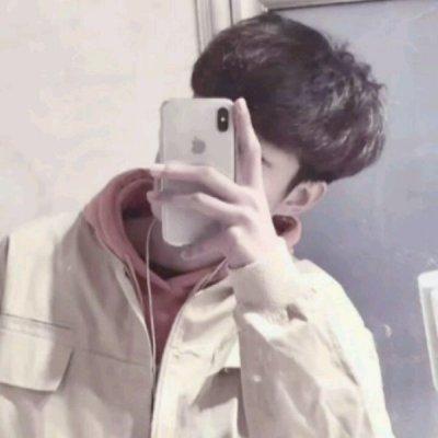 男头像高冷真人，酷帅高冷真人男生头像（最新微信男生头像大全高冷帅气）