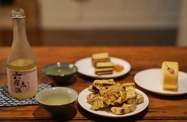 如何做旺旺仙贝雪花酥，如何做旺旺仙贝雪花酥窍门（零食荒，我就慌）