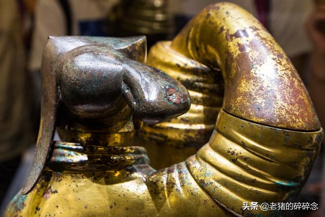 长信宫灯是哪个朝代的，长信宫灯出于哪个地方（实拍西汉“长信宫灯”）