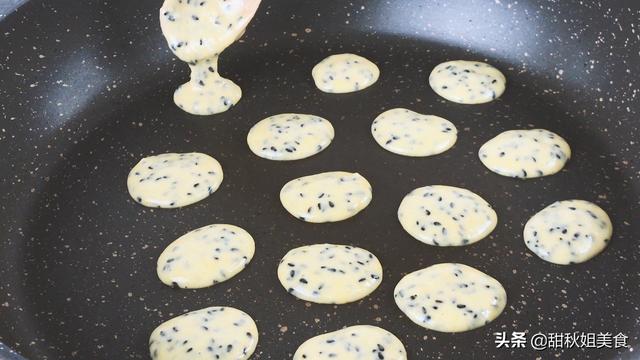 鸡蛋薄饼的做法，鸡蛋饼的做法（鸡蛋薄饼学会这样做）