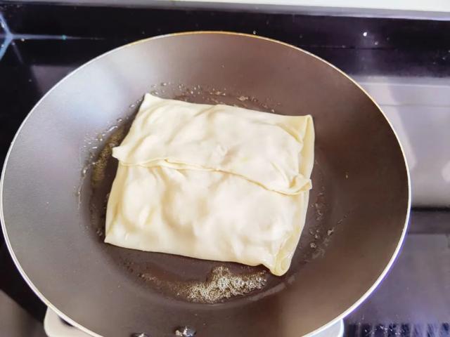 印度飞饼的饼是怎么做的什么配方，真正印度飞饼的配方（孩子爱吃印度飞饼）