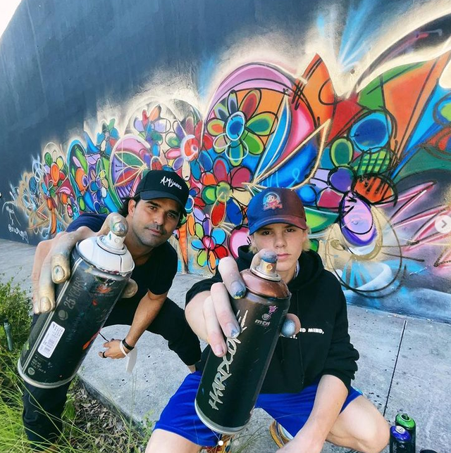 贝克汉姆又一儿子长残，二儿子脸上皱纹横生，18岁就像油腻大叔