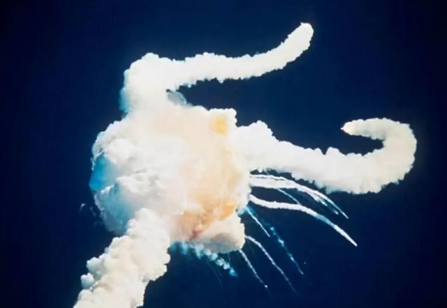 真实的太空救援，阿波罗13号意外爆炸，宇航员用4天时间逃生