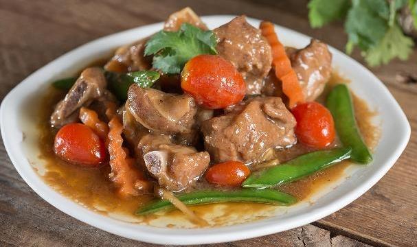 炖排骨能放白醋吗，因为你第一步就错了