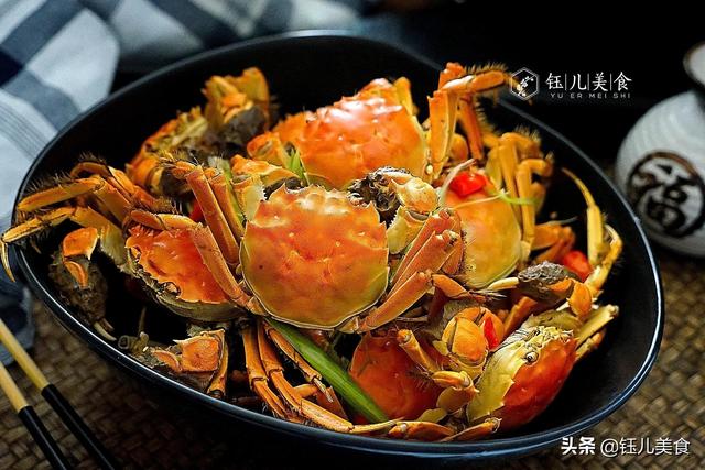 螃蟹脚怎么做好吃，冰冻螃蟹脚怎么做好吃（17元一斤的螃蟹）