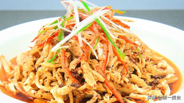 100克鸡胸肉含多少蛋白质，一百克鸡胸肉含多少脂肪（鸡腿排倒数第二）