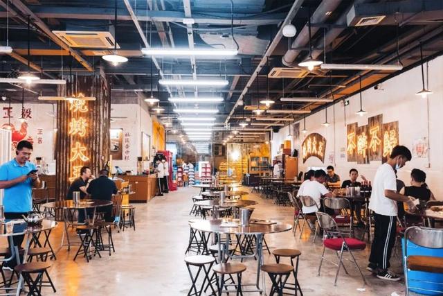 请问深圳哪里有非常好吃的烧鸡，深圳哪里的鸡煲好吃（2个月连开3家店）