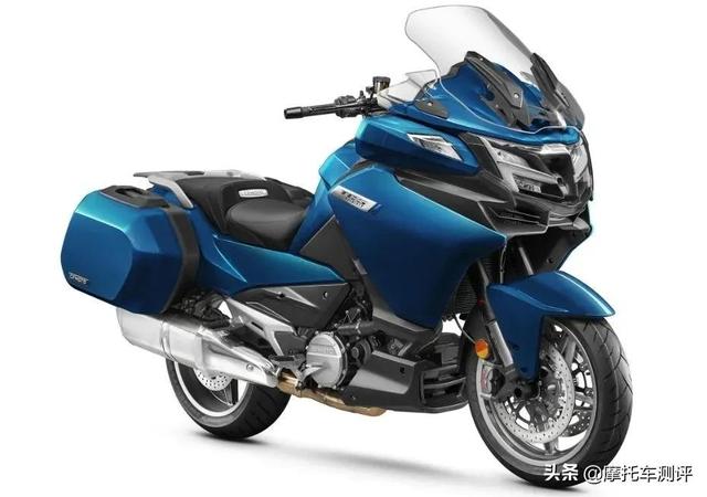 cfmoto摩托车是什么品牌，99980元，CFMOTO