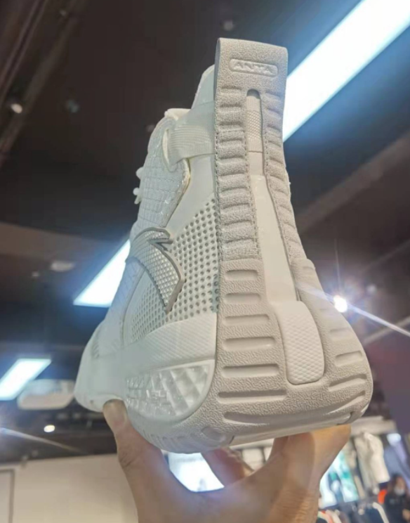 反伍是什么意思，李宁反伍系列（安踏外场实战篮球鞋曝光）