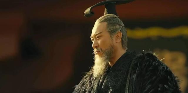 关羽是被谁杀死的，关羽怎么死的（忍了十年幕后真凶是鲁肃）