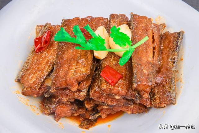 酥骨带鱼的做法，厨师长教你酥骨带鱼的家常做法