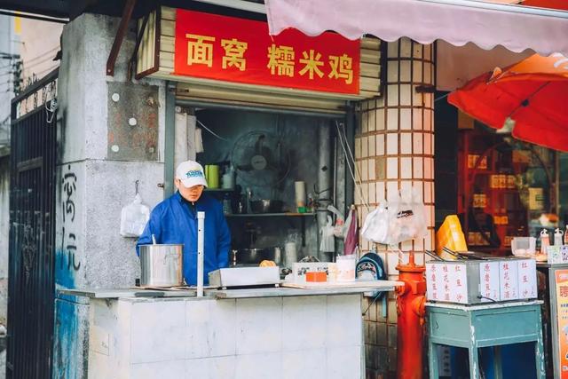 酸奶麻花能放多久 武汉粮道街酸奶大麻花哪个味道最好吃，酸奶麻花能放多久（我们翻遍了武汉的12条街）