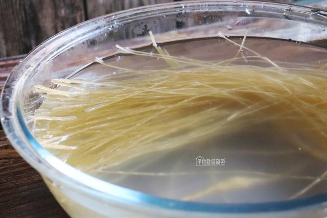 四川正宗酸辣粉，最好吃的酸辣粉牌子排行榜（开店20年的老师傅教您正宗酸辣粉做法）