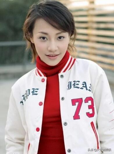 清凌凌的水蓝莹莹的天第二部的演员，清凌凌的水蓝莹莹的天第一部的演员（人均绝色的金家女人们谁最美）