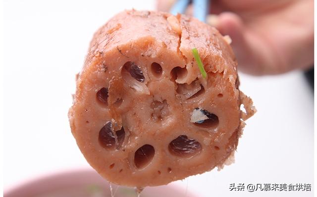 煲老藕是什么意思，我锅中煲老藕（跟着武汉煨汤非遗传承人学做莲藕排骨汤）