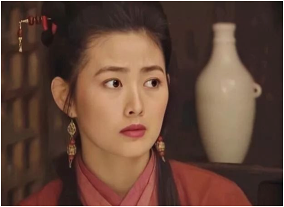 1998潘金莲的扮演者，各版潘金莲演员（98版《水浒传》潘金莲近况）