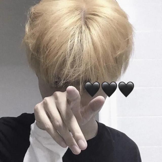 感觉到好炽热，刚好是你经过，微信头像，感觉到好炽热，刚好是你经过（头像丨黄昏中总有那么几个时刻炙热而又深情）