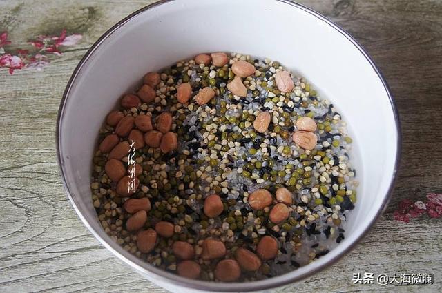 荞麦仁怎么熬粥，荞麦米的最佳吃法（顺滑如油软糯香甜）