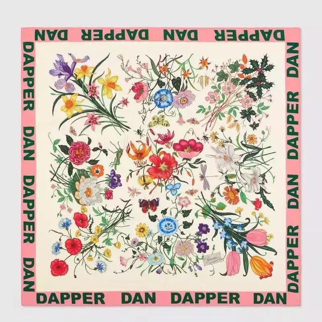 男士丝巾打法，男士方巾丝巾的系法（关于男士丝巾和它的系法）