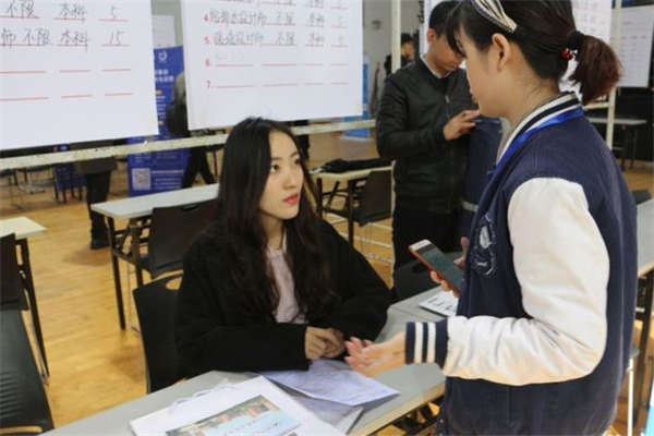 一般专科几年制，专科一般学制几年（五年制大专和三年制大专差距有多大）