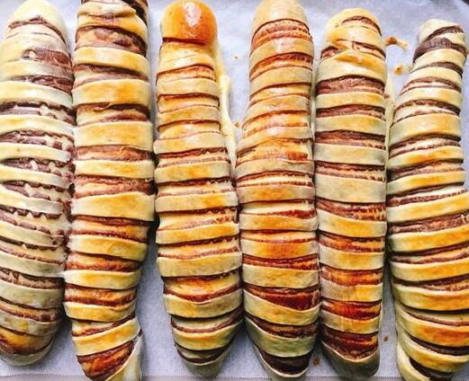 圖片[9]-【豆沙毛毛蟲面包】做法步驟圖 面包皮薄餡足 特別的香甜好吃-起舞食譜網(wǎng)