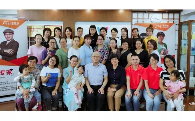 教学理念八字格言，教学风格八字格言（一个班主任的手记——我的家校共育故事）